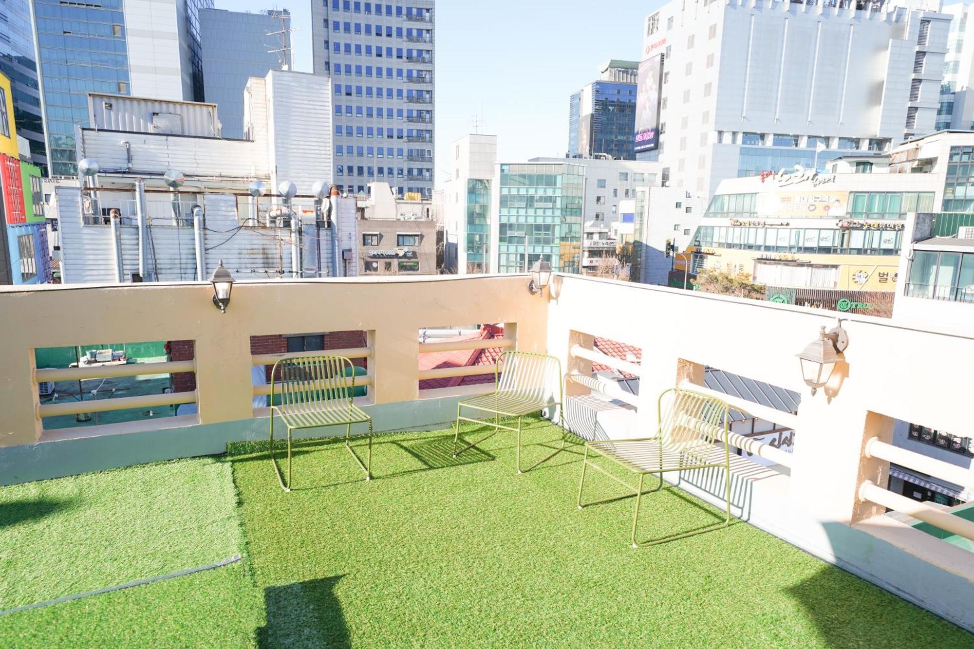 Romantic Rooftop House Lägenhet Seoul Exteriör bild